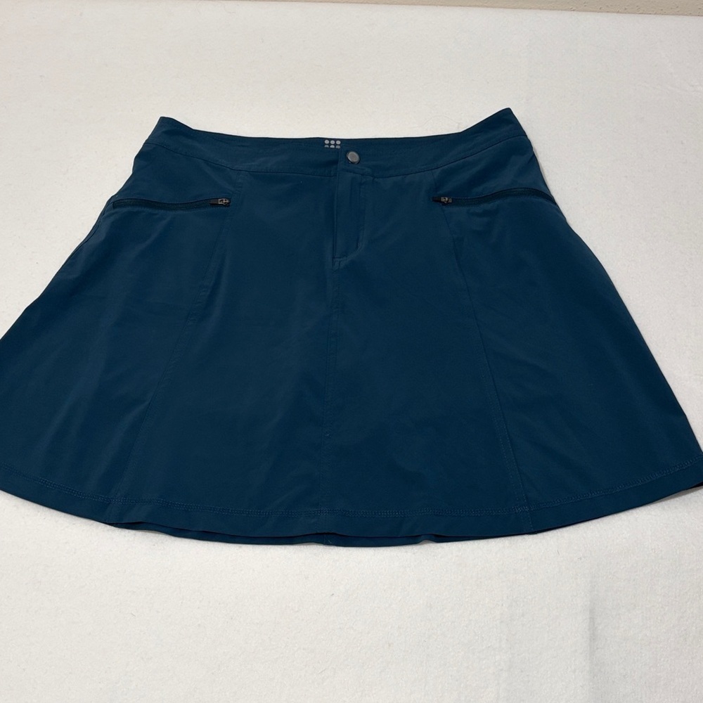 Title Nine Teal Color Skort, size 10